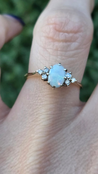 Vintage: 9ct Yellow Gold Opal & Diamond Trefoil Ring — From 1984