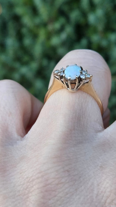 Vintage: 9ct Yellow Gold Opal & Diamond Trefoil Ring — From 1984