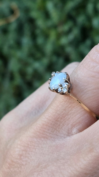Vintage: 9ct Yellow Gold Opal & Diamond Trefoil Ring — From 1984