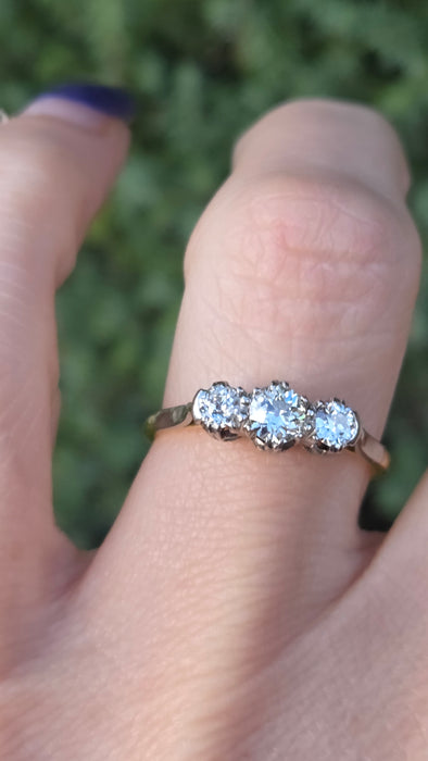 Vintage: 18ct Yellow Gold & Platinum Diamond 0.66ct Classic Trilogy Ring
