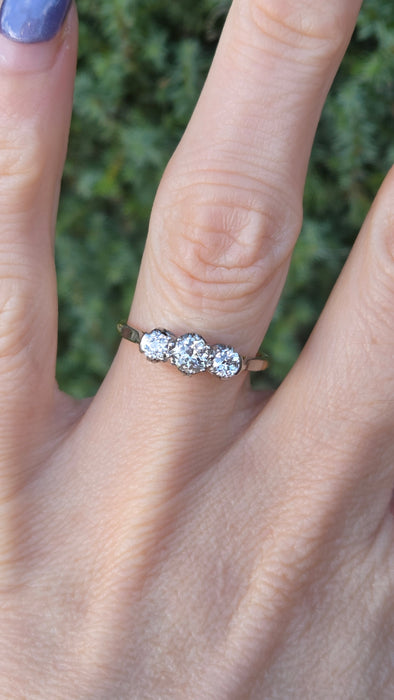 Vintage: 18ct Yellow Gold & Platinum Diamond 0.66ct Classic Trilogy Ring