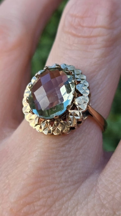 2433: Vintage: 9ct Gold Large Mint Green Amethyst Ring -From 1967