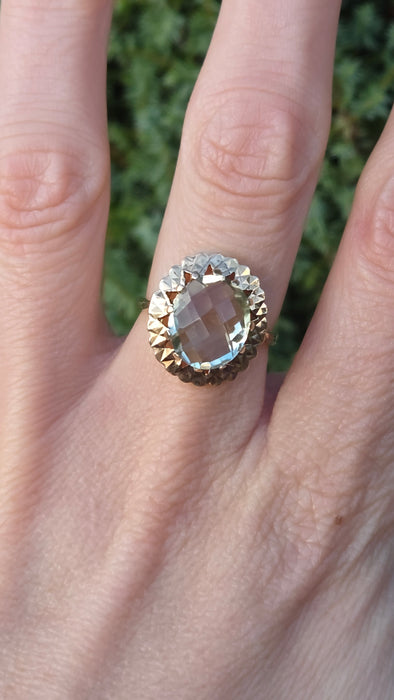 2433: Vintage: 9ct Gold Large Mint Green Amethyst Ring -From 1967