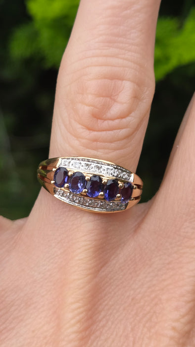 Vintage: 9ct Yellow Gold Iolite & Natural Diamond Dress Ring