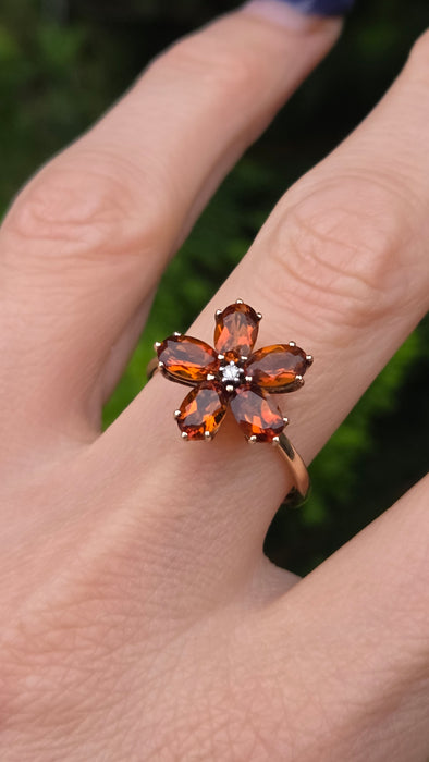 Vintage: 9ct Yellow Gold Citrine & Diamond Flowerhead Cocktail Ring