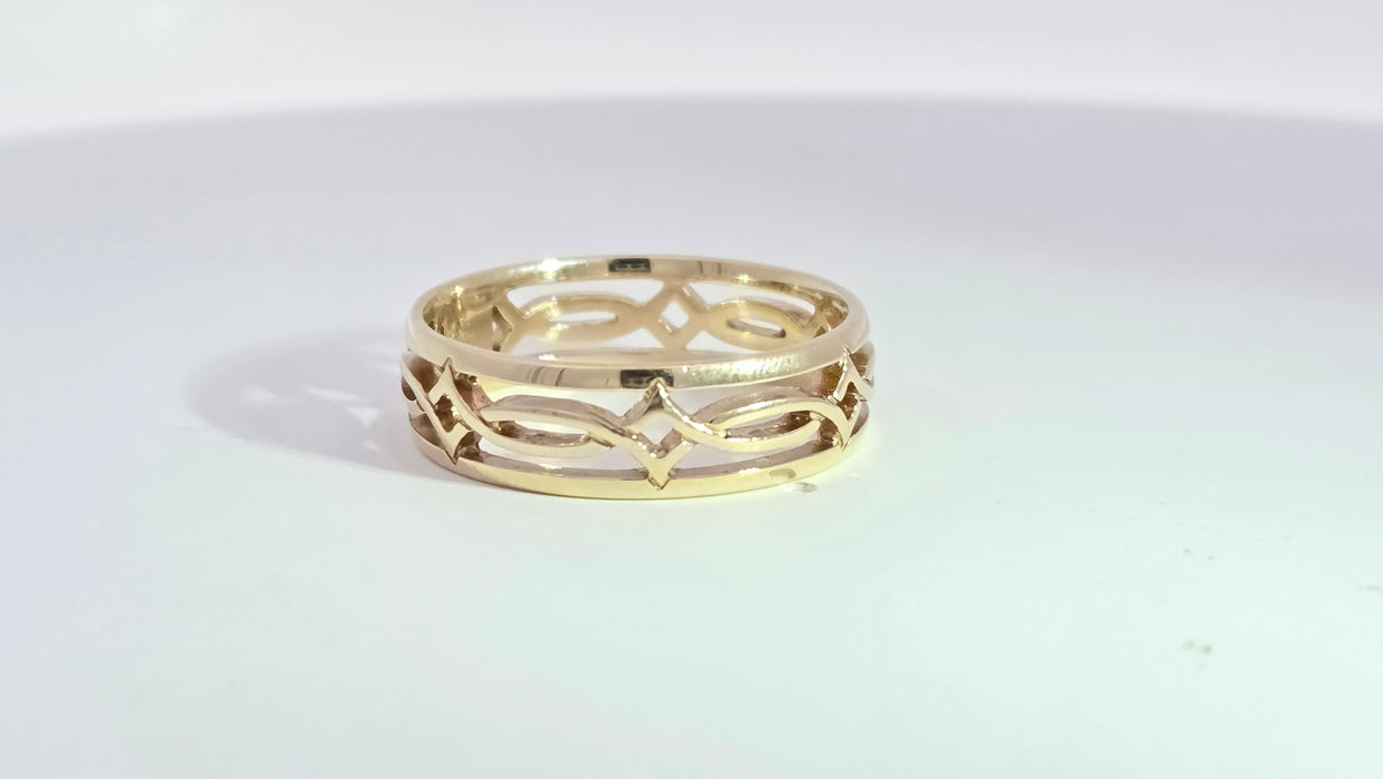 Vintage: 9ct Yellow Gold Openwork Celtic Weave Lovers Band