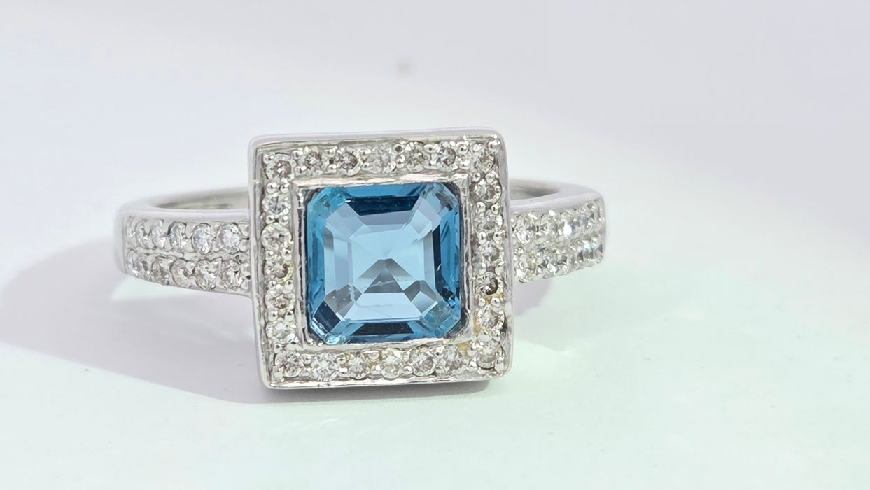 Vintage: 18ct White Gold Aquamarine 0.73ct & Diamond 0.48ct Geometric Set Cocktail Ring — From 2006