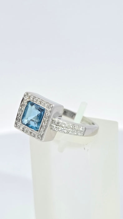 Vintage: 18ct White Gold Aquamarine 0.73ct & Diamond 0.48ct Geometric Set Cocktail Ring — From 2006