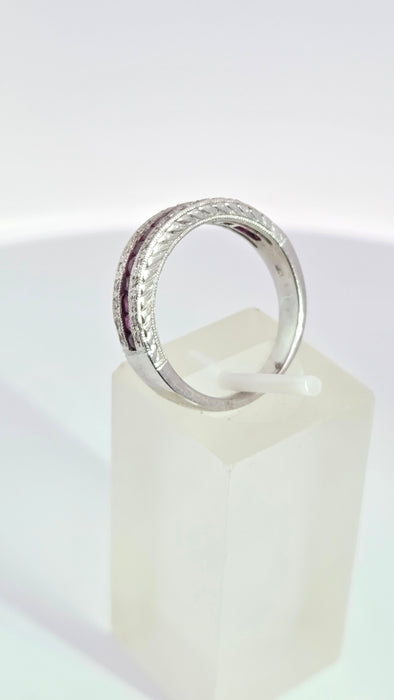 Vintage: 14ct White Gold Ruby & 30-Diamond Three-Row Band