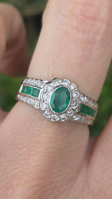 Vintage: 18ct Yellow Gold Seven-Emerald & 32-Diamond Art Deco Style Dress Ring