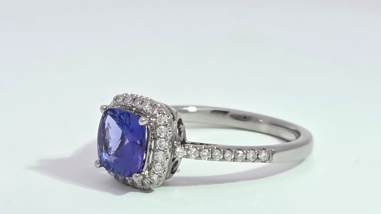 Vintage: 18ct White Gold Tanzanite & Diamond 0.75ct Halo Dress Ring
