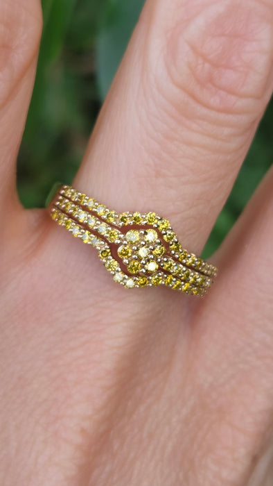 Vintage: 9ct Yellow Gold 57 Yellow Diamond Art Deco Style Dress Ring