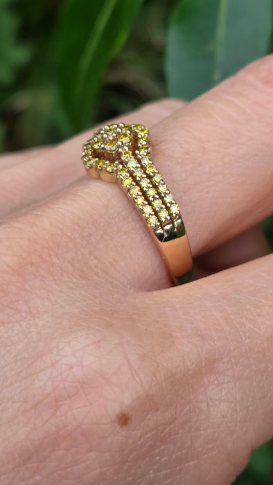 Vintage: 9ct Yellow Gold 57 Yellow Diamond Art Deco Style Dress Ring