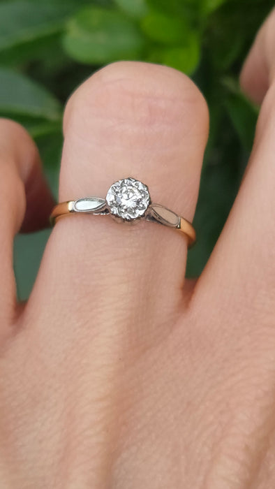 Vintage: 18ct Yellow Gold & Platinum Diamond 0.15ct Solitaire Ring