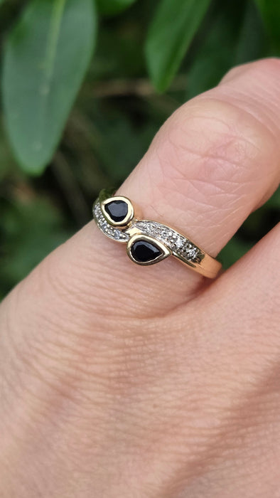 Vintage: 9ct Yellow Gold Sapphire & Diamond Bypass Ring