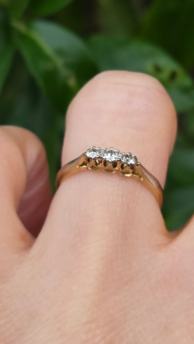 Vintage: 18ct Yellow Gold & Platinum Diamond 0.16ct Trilogy Ring