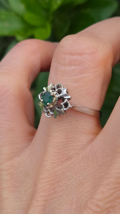Vintage: 18ct White Gold Emerald Art Deco-Inspired Openwork Cocktail Ring