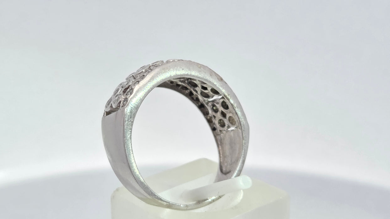 Vintage: 9ct White Gold 49 Diamond Openwork Floral Cluster Band Ring