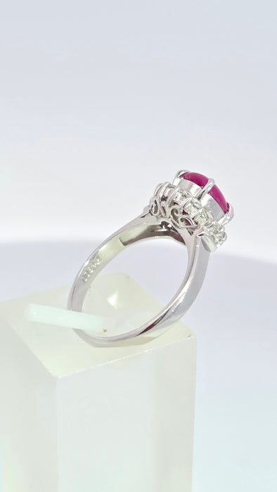 Vintage: Platinum Cabochon Ruby 1.71ct & Diamond 0.40ct Oval Dress Ring