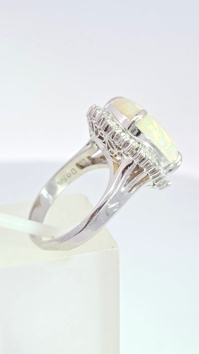 Vintage: Platinum Opal 4.50ct & Diamond 0.50ct Oval Dress Ring