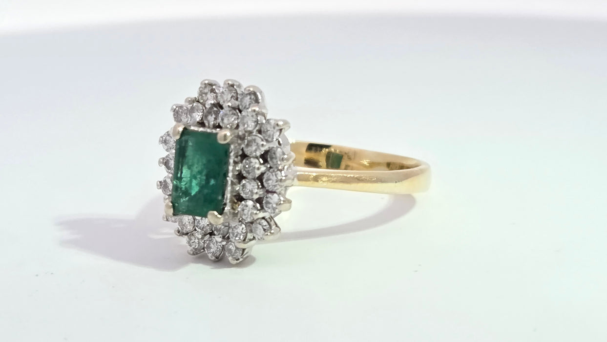 Vintage: 18ct Yellow Gold Emerald 0.85ct & Diamond 1.00ct Dress Cluster Ring
