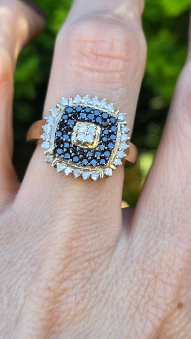 Vintage: 9ct Yellow Gold Black & White Diamond 1.01ct Art Deco-Style Dress Cluster Ring