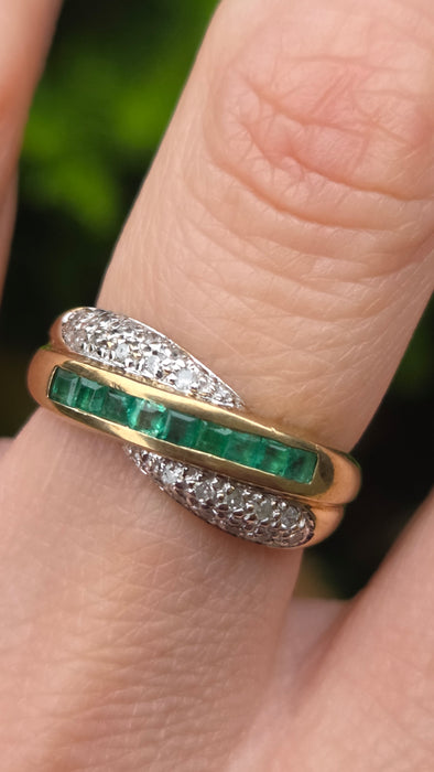 Vintage: 9ct Yellow Gold Emerald & Diamond Crossover Dress Ring