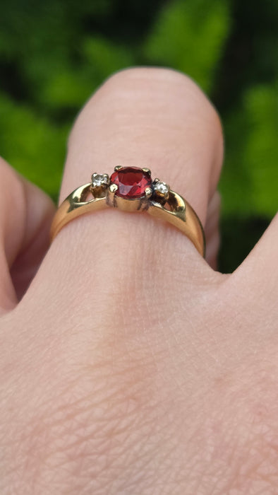 Vintage: 14ct Yellow Gold Rare Orange Citrine & Diamond Ring