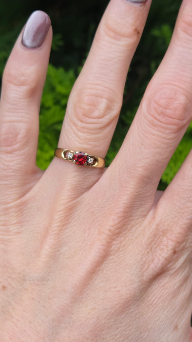 Vintage: 14ct Yellow Gold Rare Orange Citrine & Diamond Ring