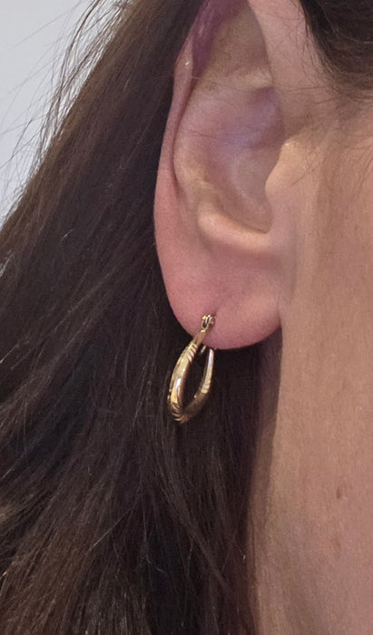 Vintage: 9ct Yellow Gold Diamond-Cut Creole Hoop Earrings