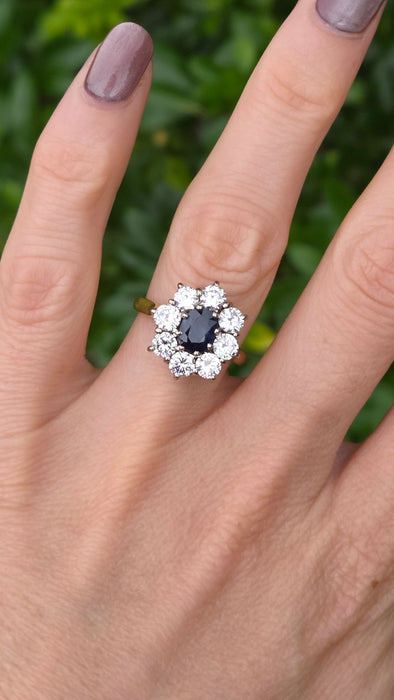 Vintage: 18ct Yellow Gold Sapphire 1.02ct & Diamond 2.00ct Oval Cluster Ring