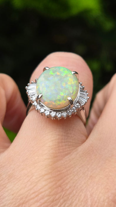 Vintage: Platinum Opal 4.50ct & Diamond 0.50ct Oval Dress Ring