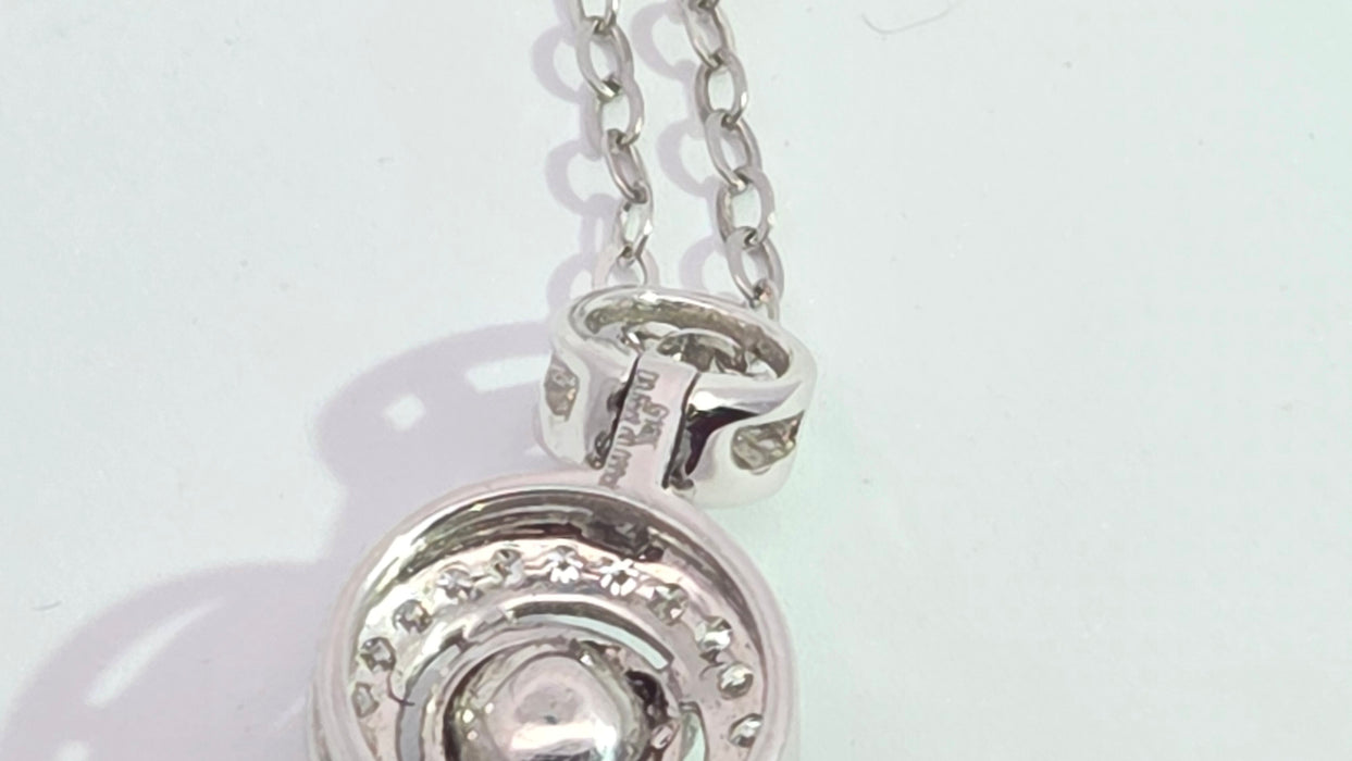 Vintage: 18ct White Gold Emerald 0.55ct & Diamond 0.06ct Halo Pendant and Chain