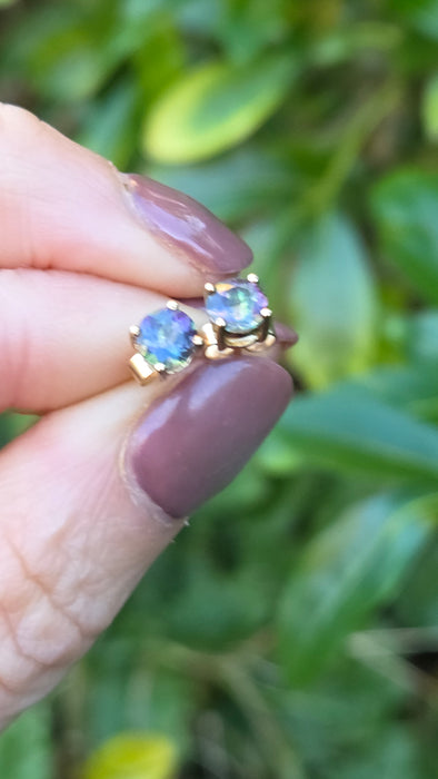 Vintage: 9ct Yellow Gold Mystic Topaz Stud Earrings