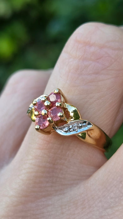 Vintage: 18ct Yellow Gold Padparadscha Sapphire & Diamond Ring