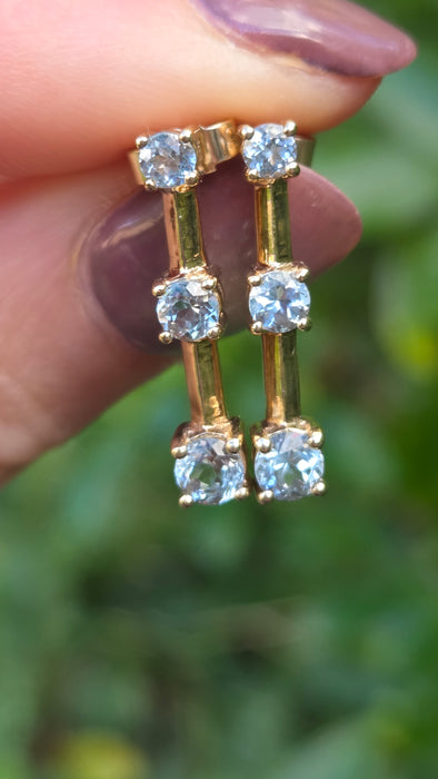 Vintage: 9ct Yellow Gold Blue Topaz Three Stone Bar Drop Earrings