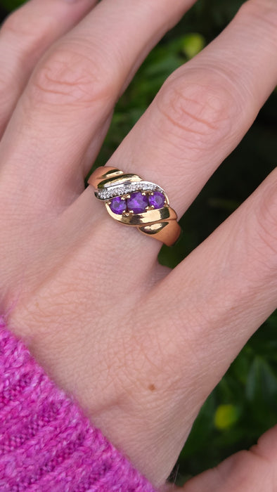 Vintage: 9ct Yellow Gold Amethyst & Diamond Crossover Dress Ring
