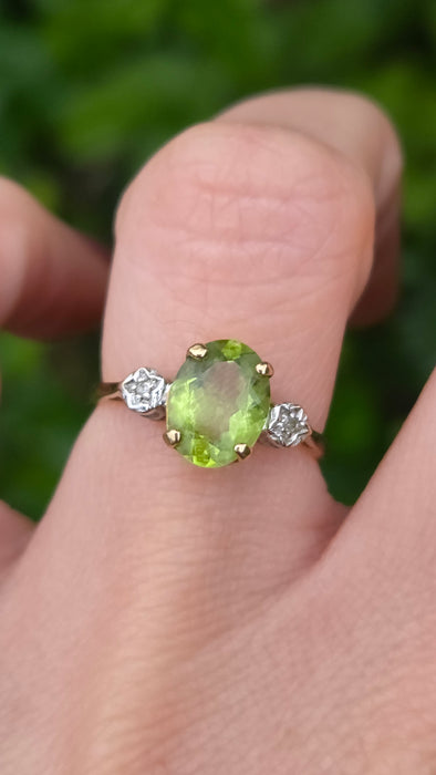 Vintage: 9ct Yellow Gold Peridot & Twin Diamond Three-Stone Ring — From 1998