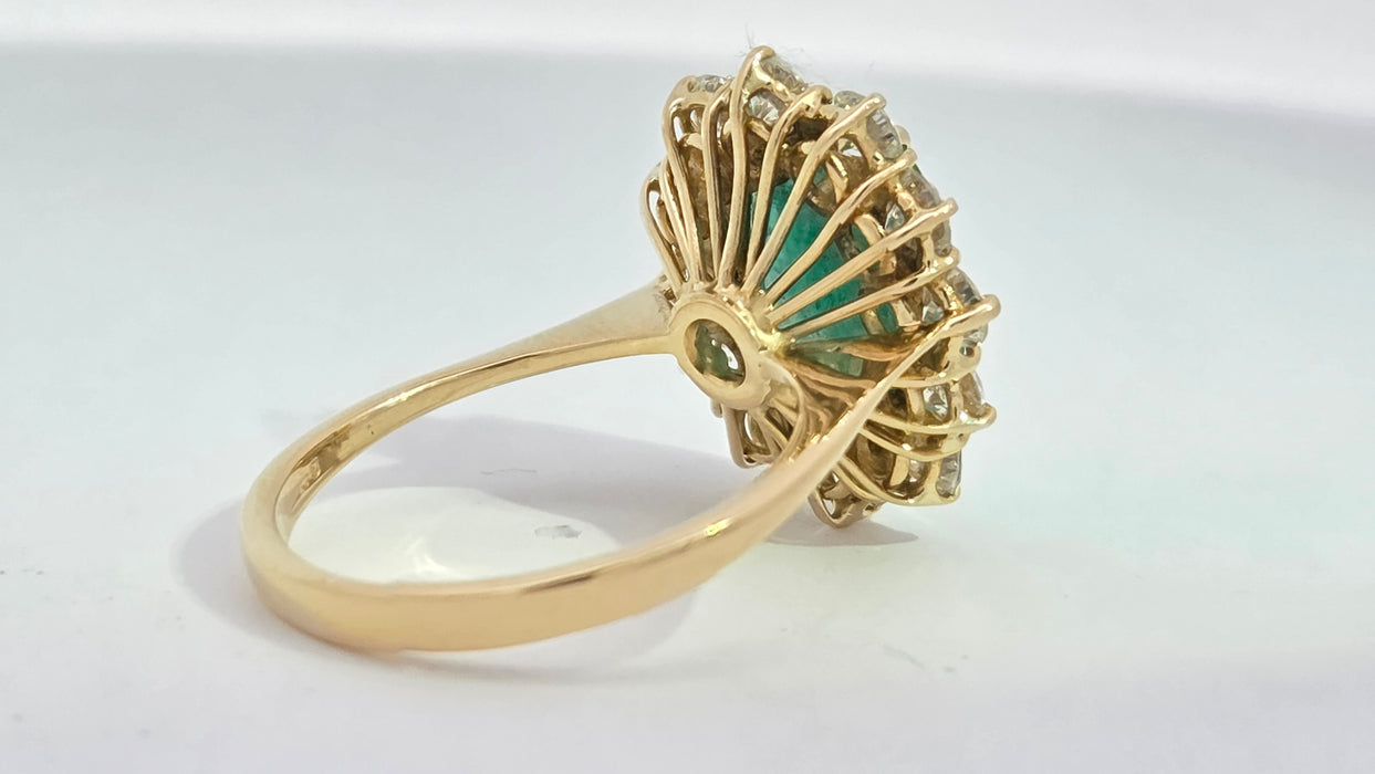 Vintage: 18ct Yellow Gold Emerald 2.45ct & Diamond 1.50ct Oval Cluster Dress Ring — From 1980