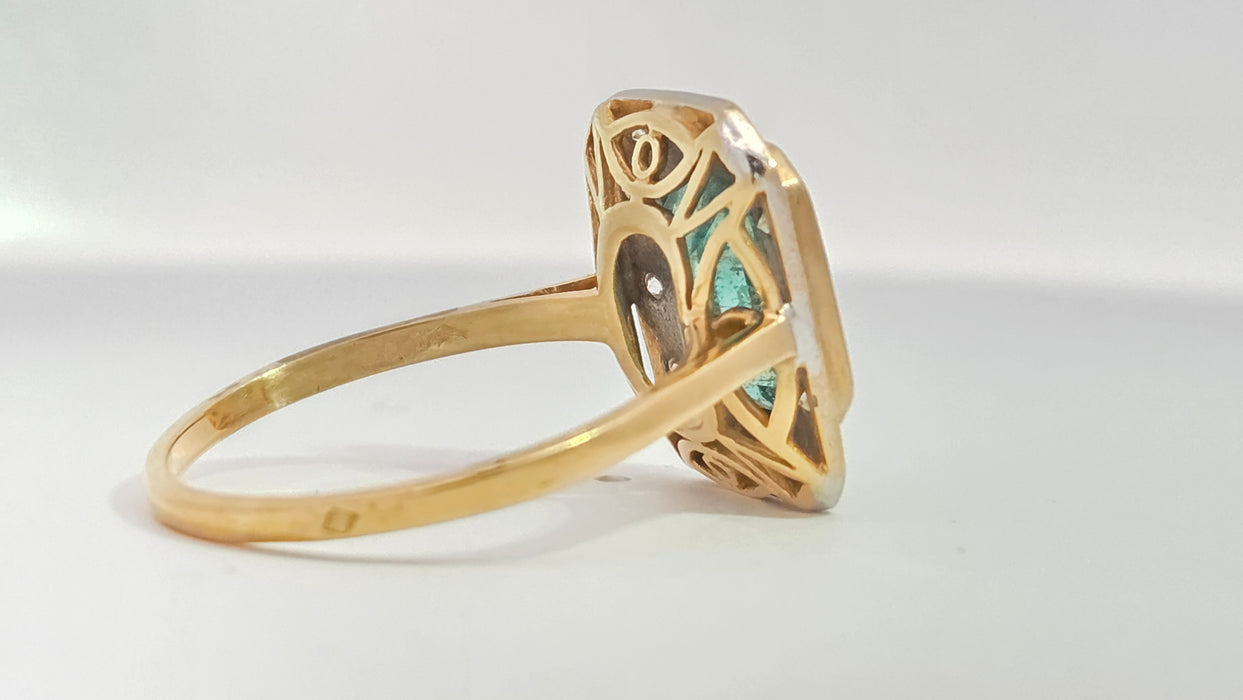 Vintage: 18ct Yellow Gold Emerald 3.52ct & Diamond 0.30ct Art Deco-Inspired Cluster Dress Ring