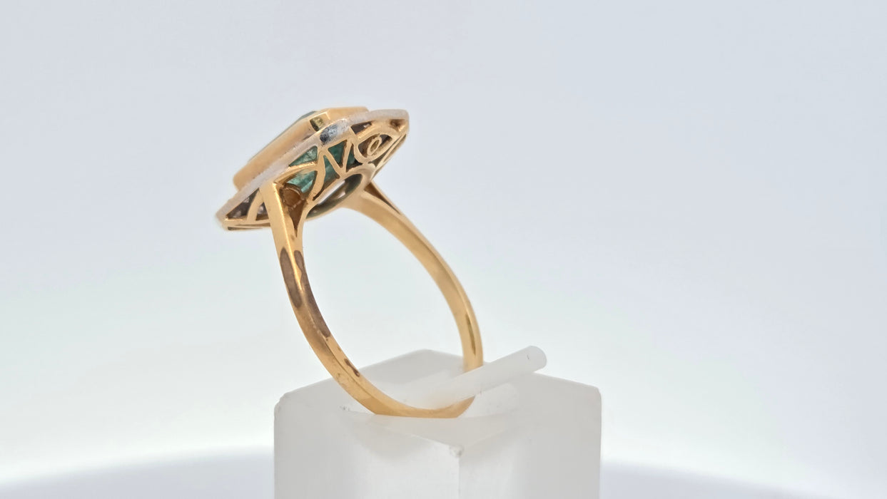 Vintage: 18ct Yellow Gold Emerald 3.52ct & Diamond 0.30ct Art Deco-Inspired Cluster Dress Ring
