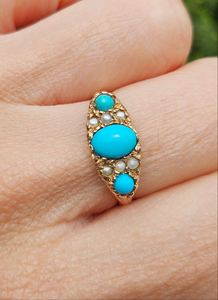 1589: Vintage- 1970's 9ct Gold Turquoise Seed Pearls Dress Ring- From 1976