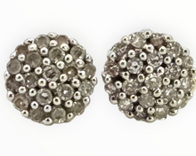 Load image into Gallery viewer, 2816 Vintage 18ct Gold Natural Sparkling Diamonds Stud Earrings
