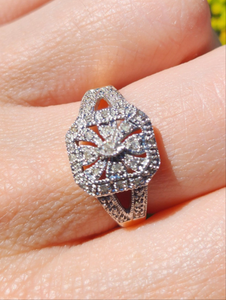 1540: Vintage: 9ct Gold 31 Diamonds Geometric Set Ring- Hallmarked in Edinburgh
