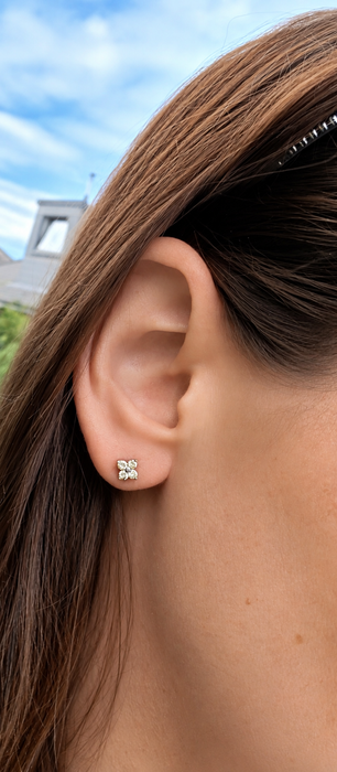 Vintage: 18ct White Gold Champagne Diamond 0.50ct Square Cluster Stud Earrings