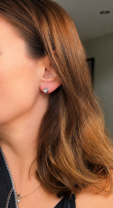Vintage: 18ct White Gold Diamond Square Cluster Stud Earrings — 0.32ct