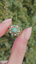 Cargar y reproducir el video en el visor de la galería, 1135: Vintage: 9ct Gold Green Jade  Pearls Floral Cluster Ring- Date Mark 1967
