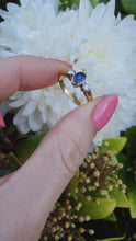 Load and play video in Gallery viewer, 7239:Vintage: 18ct Gold Cornflower Blue Sapphire Brilliant Cut Diamonds Ring-Hallmarked in 1997
