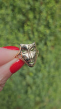 Load and play video in Gallery viewer, 1336: Vintage: 9ct Gold &quot;Theatrical Mask&quot; Ring- a fun conversation piece.
