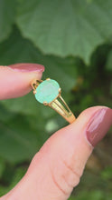 Load and play video in Gallery viewer, 6171: Vintage &amp; Rare; 18ct Gold Green Paraiba Tourmaline Solitaire- simple beauty

